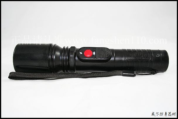 小红盾超级强光瞬晕防身电啪啪305型的说明图片