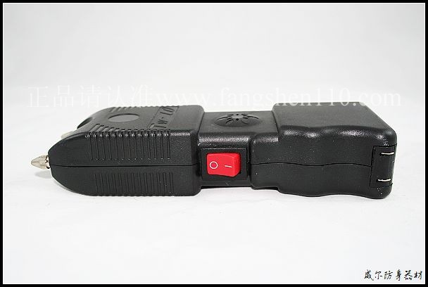 TW10高压防狼器的侧面开关图